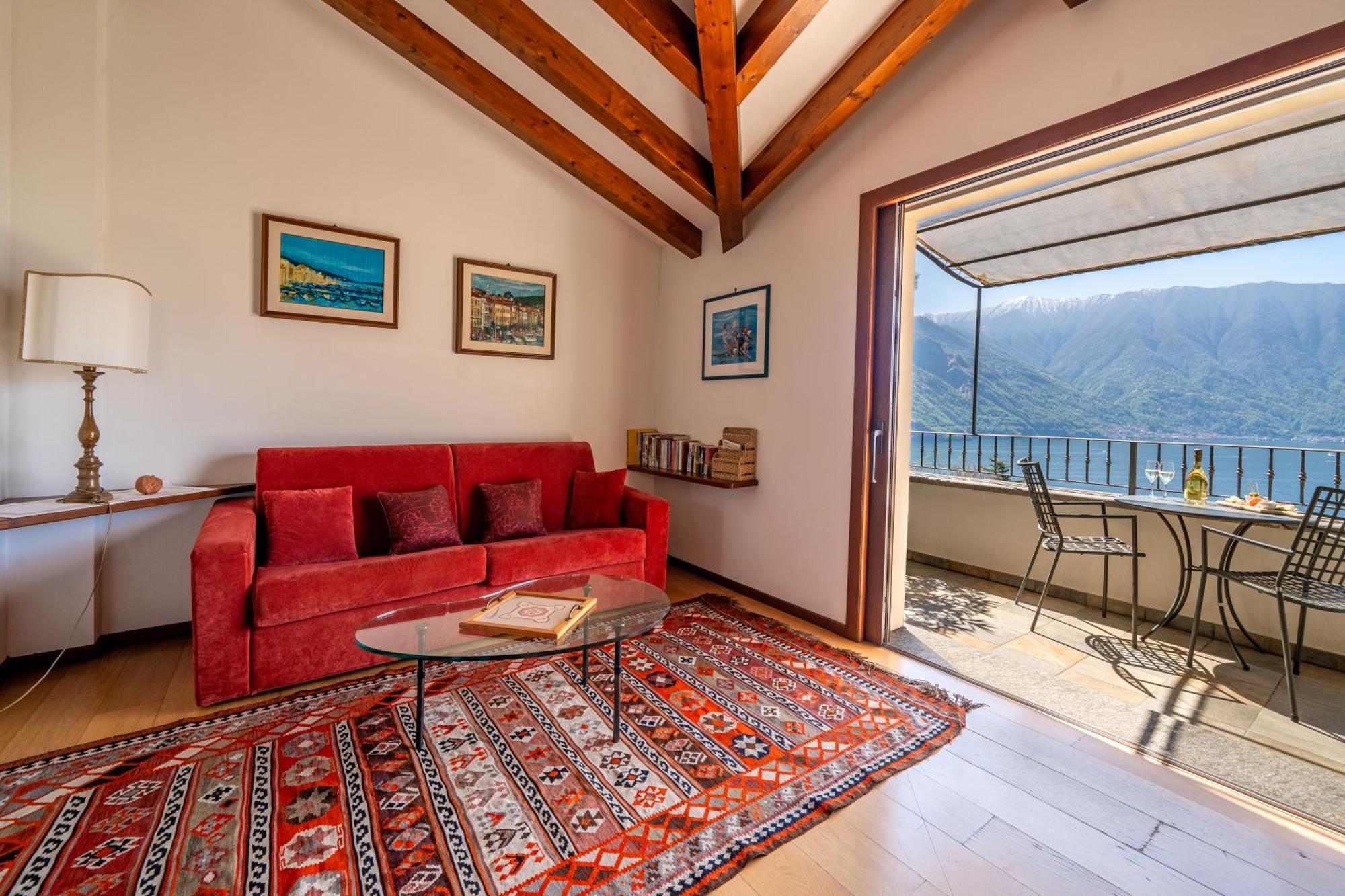 Alveluu Ristorante E Suites Tremezzo Luaran gambar