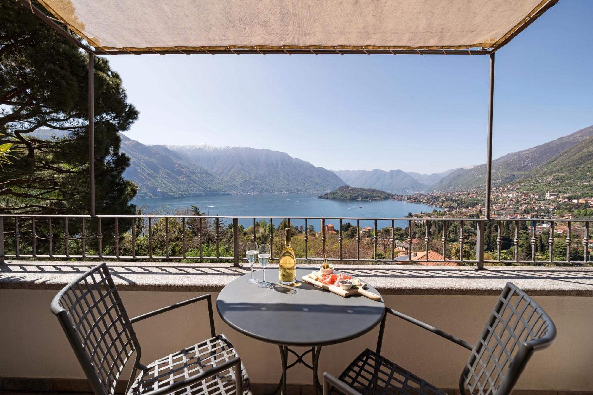 Alveluu Ristorante E Suites Tremezzo Luaran gambar