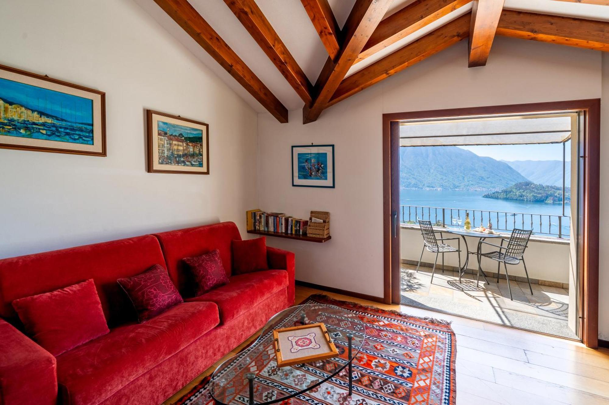 Alveluu Ristorante E Suites Tremezzo Luaran gambar
