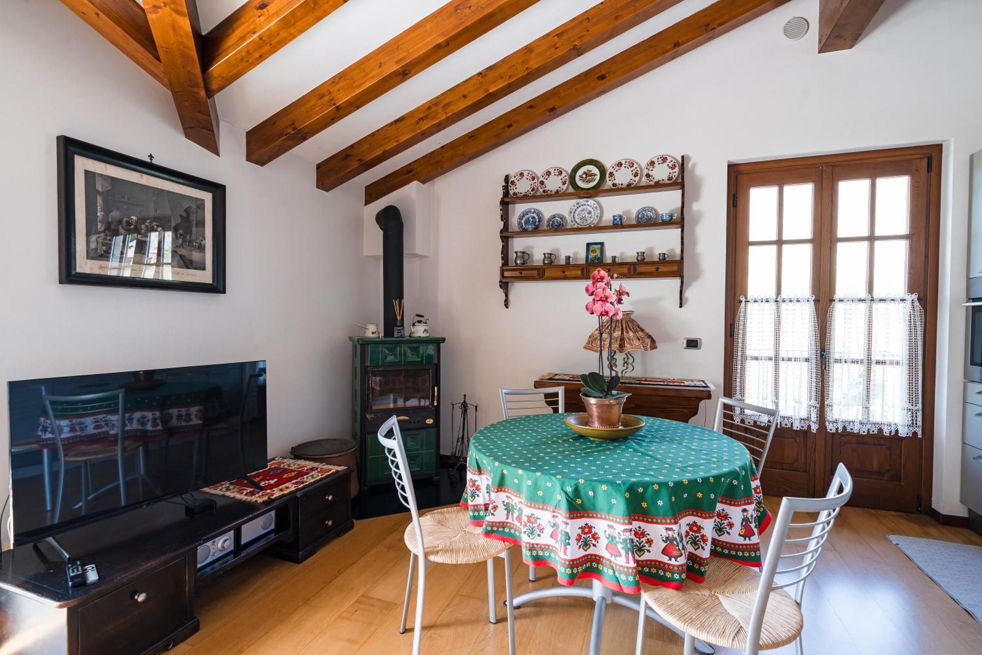 Alveluu Ristorante E Suites Tremezzo Luaran gambar