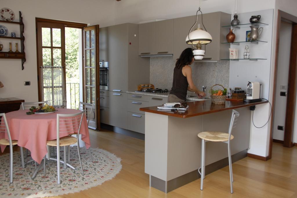 Alveluu Ristorante E Suites Tremezzo Bilik gambar