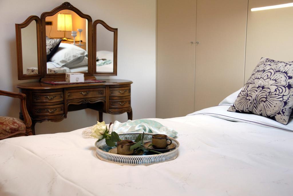Alveluu Ristorante E Suites Tremezzo Bilik gambar
